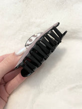Load image into Gallery viewer, Cowboy Hat Claw Clip