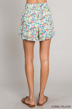 Load image into Gallery viewer, HOLLAND Floral Shorts
