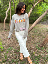 Load image into Gallery viewer, Tres Pumpkins Long Sleeve Tee
