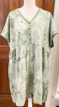 Load image into Gallery viewer, OAKIE Curvy Knit Dress
