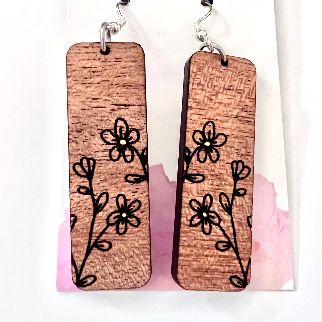 Daisy Wood Bar Dangle Earrings