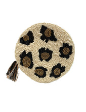 Load image into Gallery viewer, Round Leopard Beaded Coin Purse

