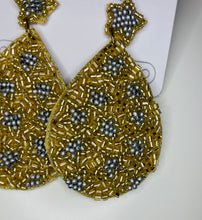 Load image into Gallery viewer, Star Drop Earrings
